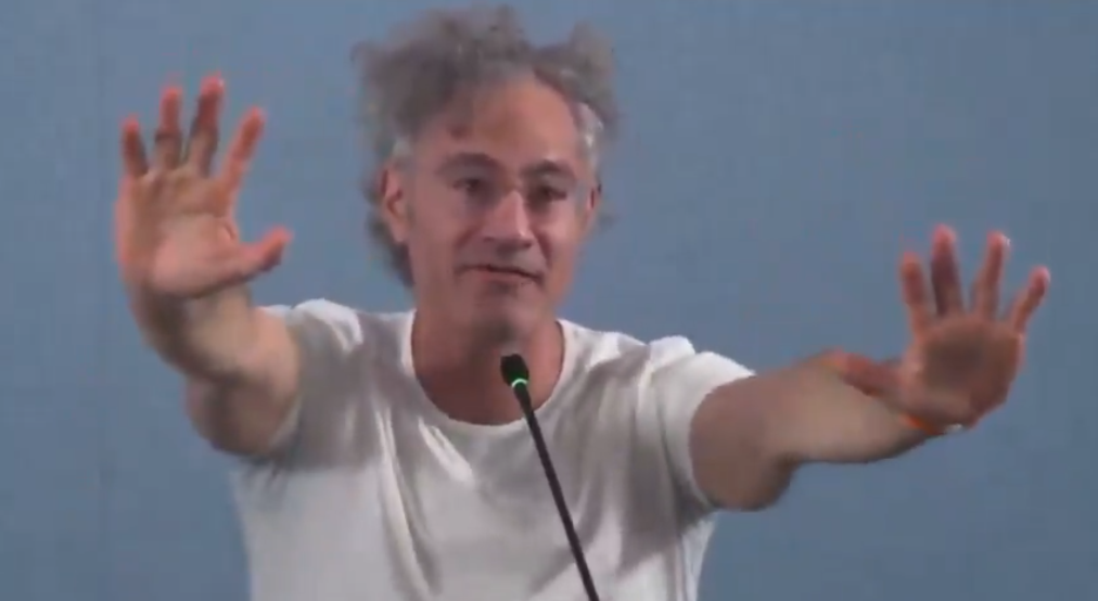 Alex Karp de Palantir : le CEO cinglé qui avoue tout excité « Nous tuons des ennemis » !