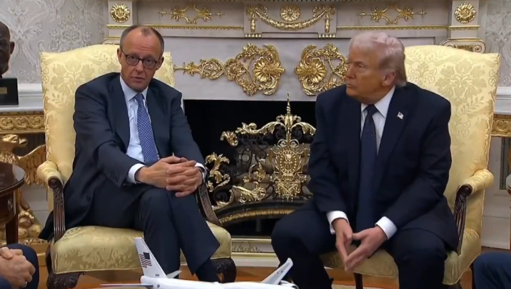 Pop-corn : le Premier ministre allemand Merz soutient l’embargo américain contre… l’Espagne !